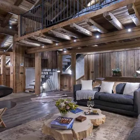Designed Chalet With Ski-in'ski-out Access * Val-dʼIsère