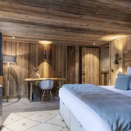 Designed Chalet With Ski-in'ski-out Access