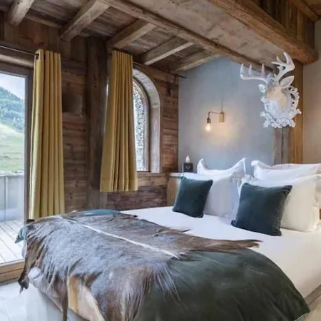 Designed Chalet With Ski-in'ski-out Access