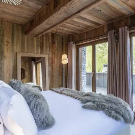 Willa Designed Chalet With Ski-in'ski-out Access